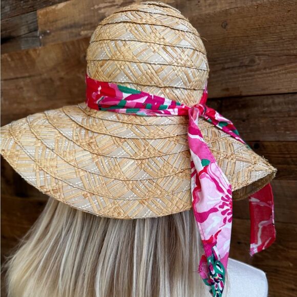 🌸 Lilly Pulitzer “A Thing Called Love” Hatband Floppy Sun Hat 🌸 - Picture 1 of 7